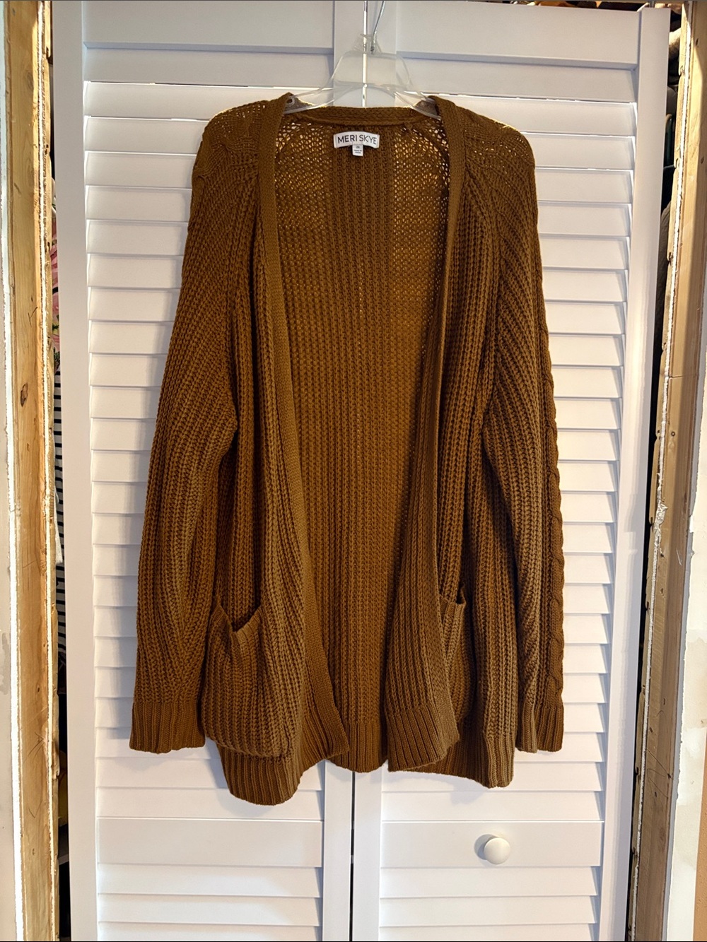Women's Open-Front Chunky Knit Cardigan in Mustard/Burnt Umber